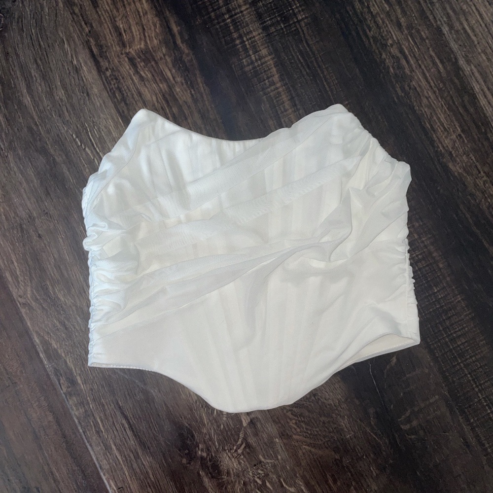WHITE BONED CORSET DOUPE OF HEIRESS BEVERLY HILL